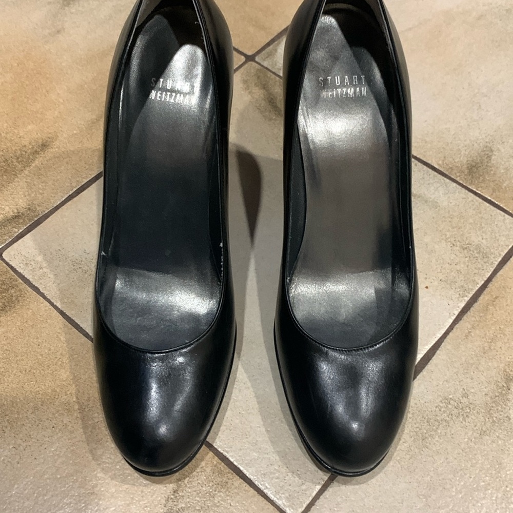 Stuart Weitzman Zsa Zsa black kid leather shoes size M7.0